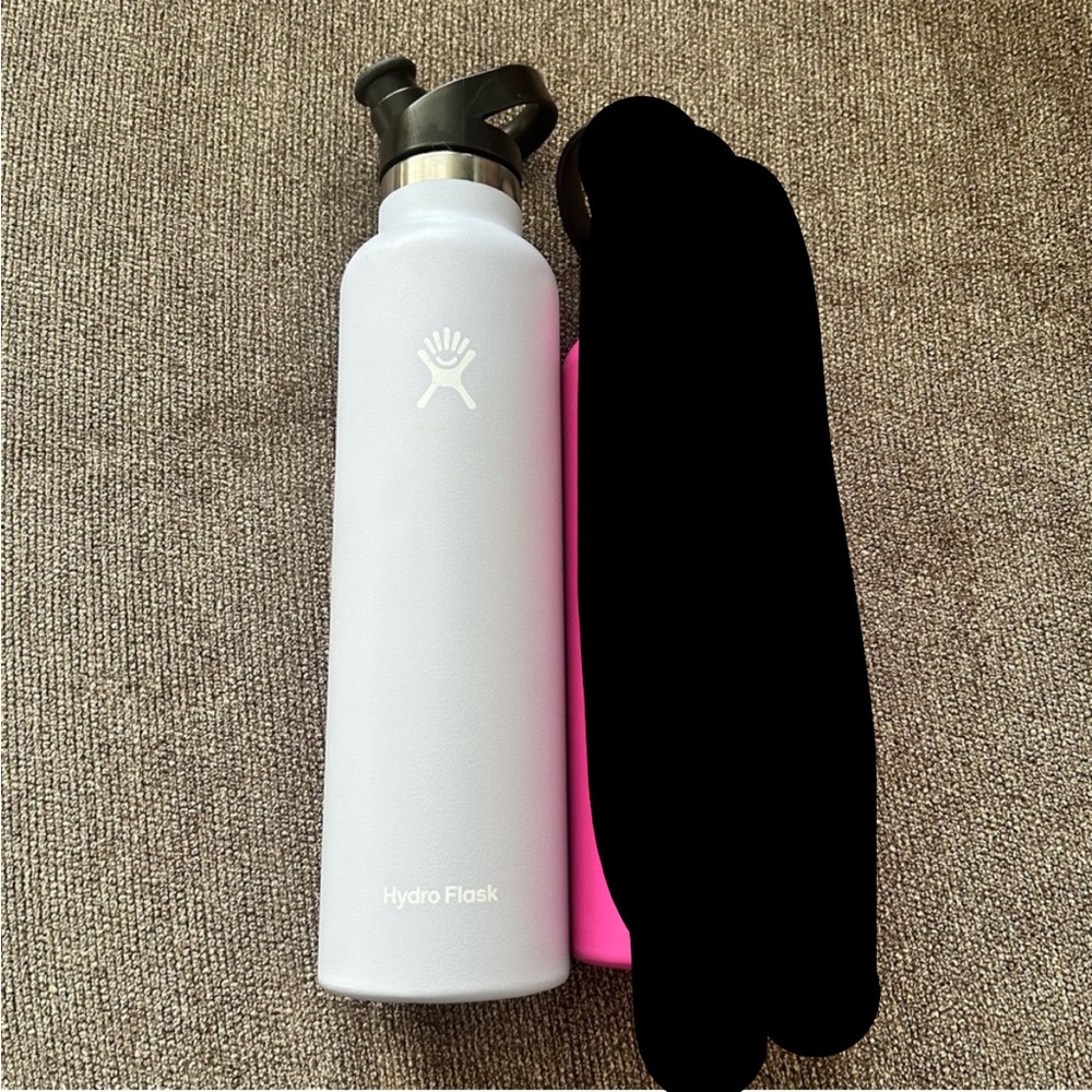 Hydroflask 24 ounce Purple Fog Waterbottle